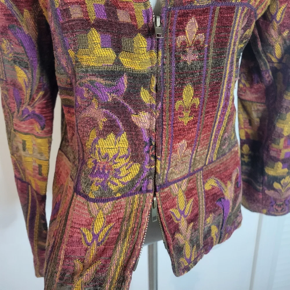 Patterned Jacket - Picture 3 of 5